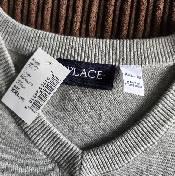 Boys/Teen Sweater Vest - Picture 2 of 2